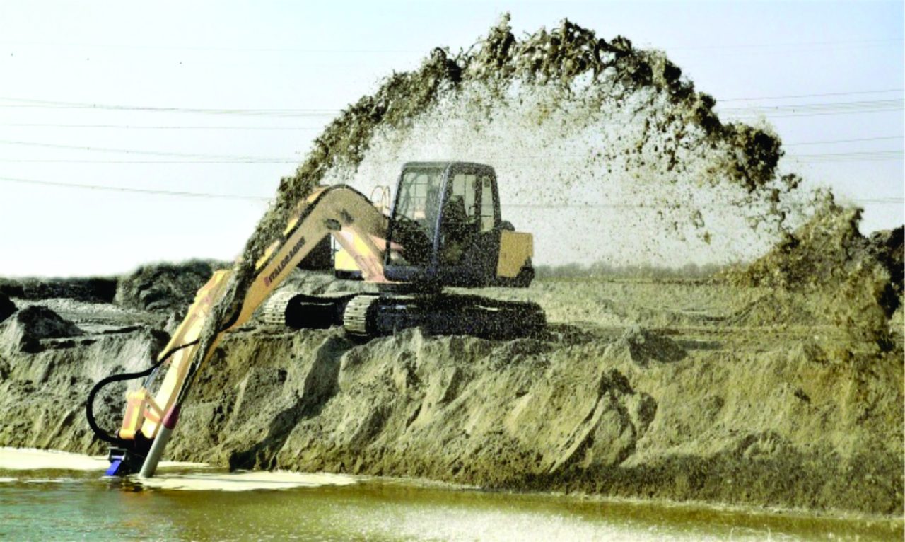 Dredger01